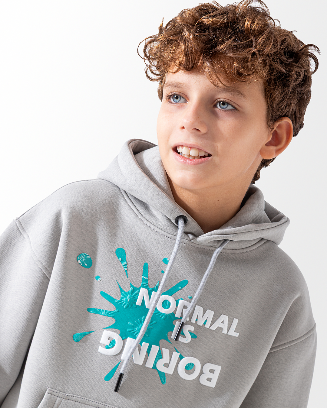 Normal is Boring  طقم اولادي