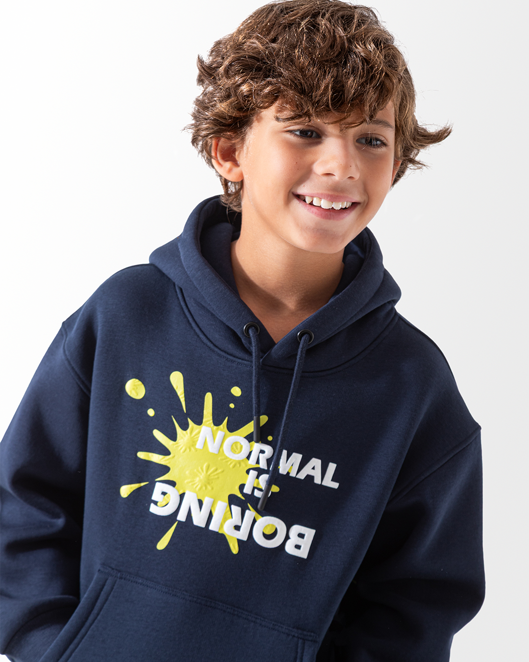 Normal is Boring  طقم اولادي