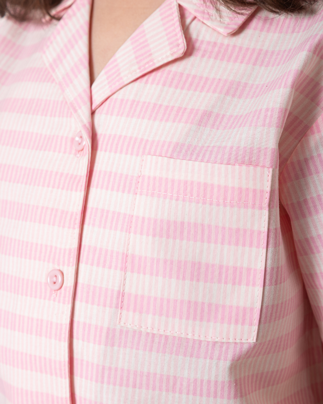 بيجاما بناتي كلاسيكية مخططة بالوردي