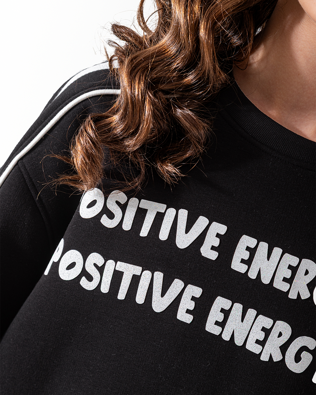 Positive Energy 100  طقم بناتي