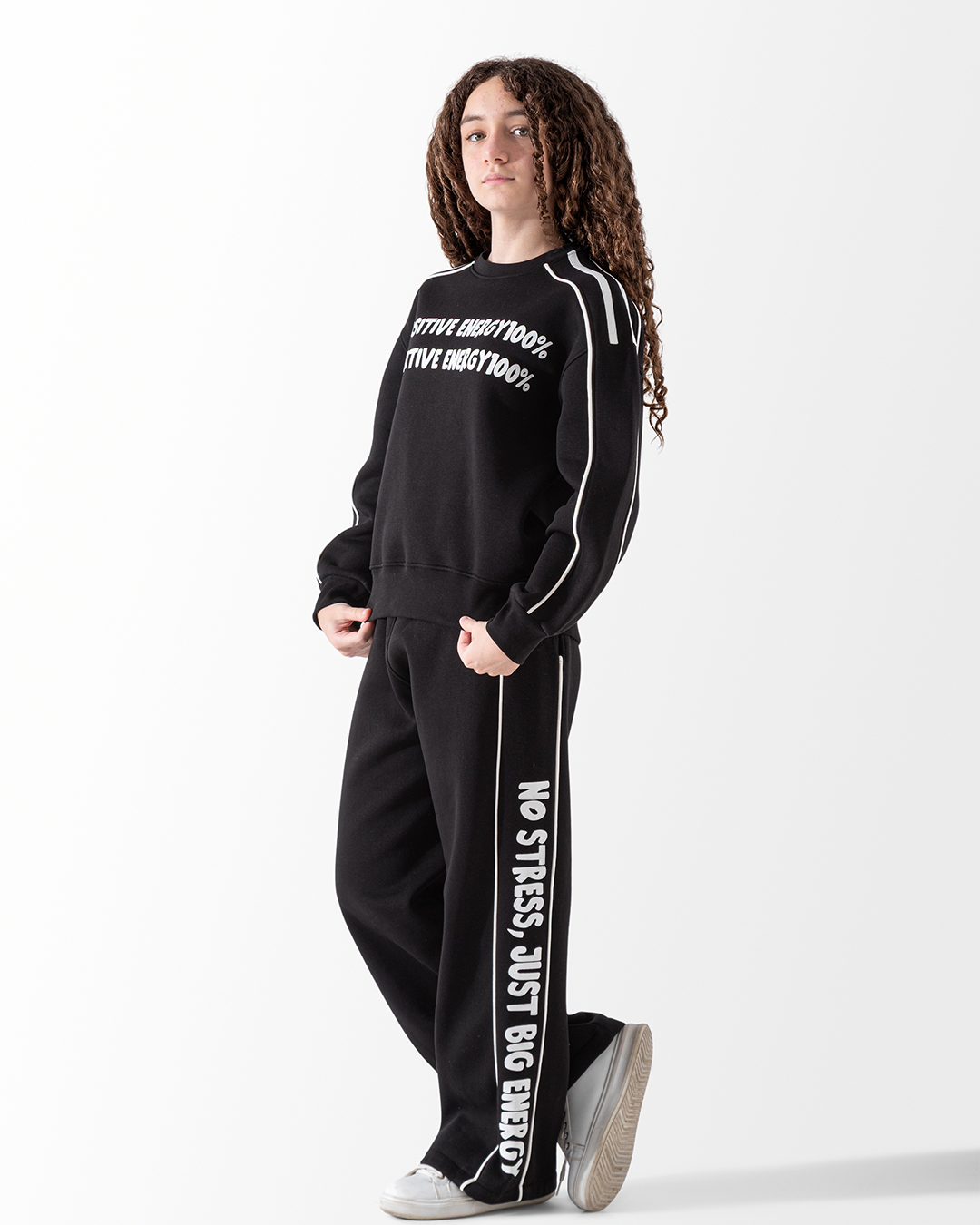 Positive Energy 100  طقم بناتي