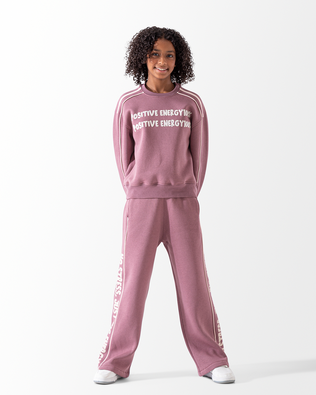 Positive Energy 100  طقم بناتي