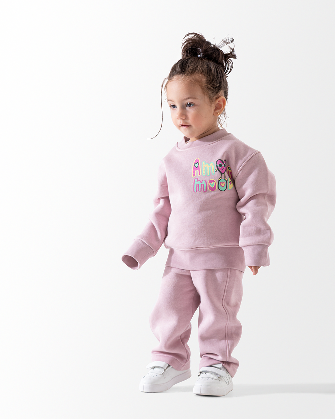 Amour mood NB طقم بناتي