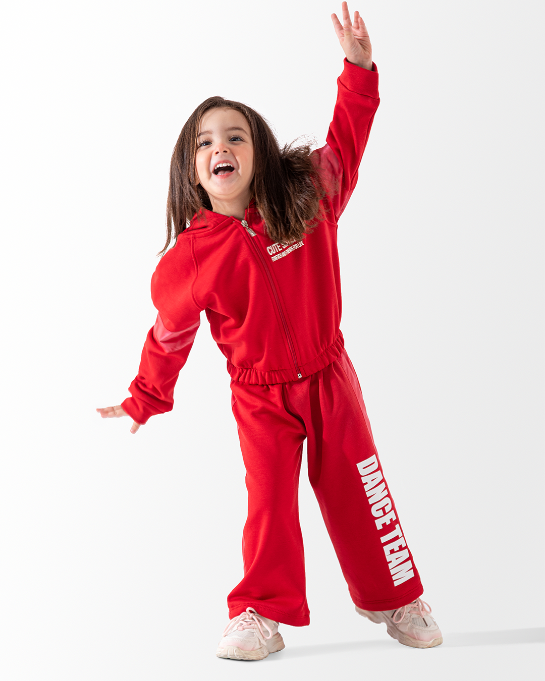 Cute sisters  طقم بناتي