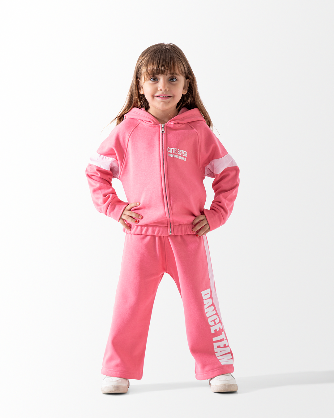 Cute sisters  طقم بناتي