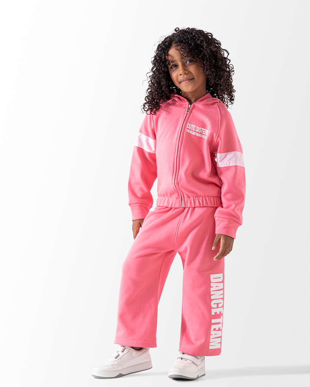 Cute sisters  طقم بناتي