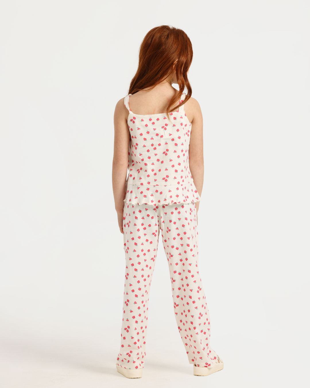 Girls' pajamas, small strawberries