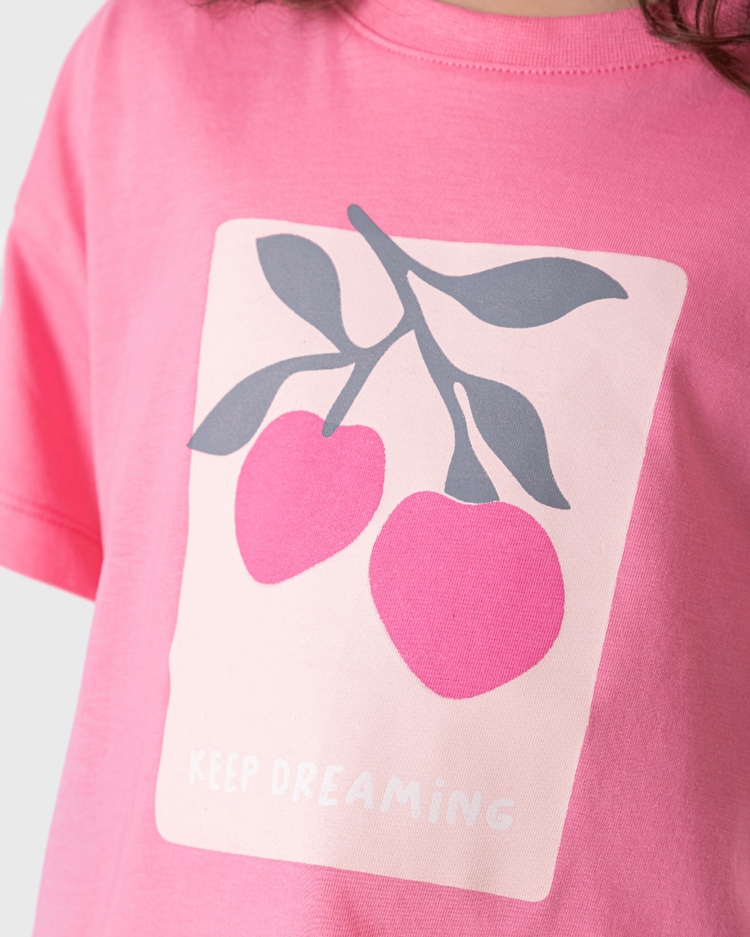 بيجاما بناتي بطبعة فواكه زاهية