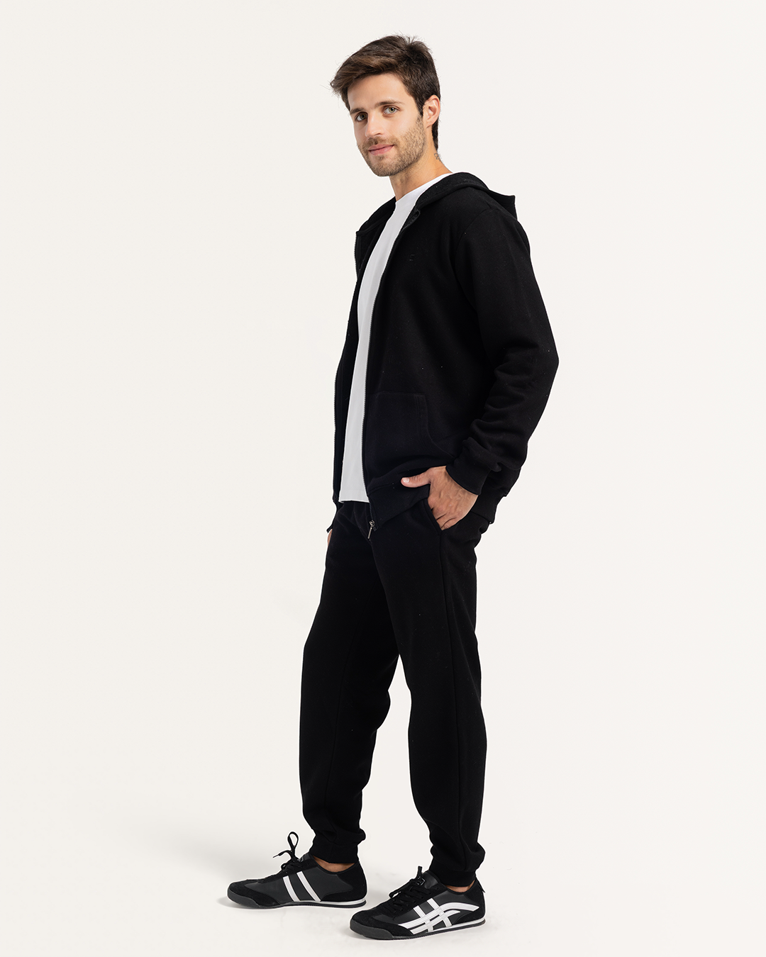 ترينج رجالي ميلتون