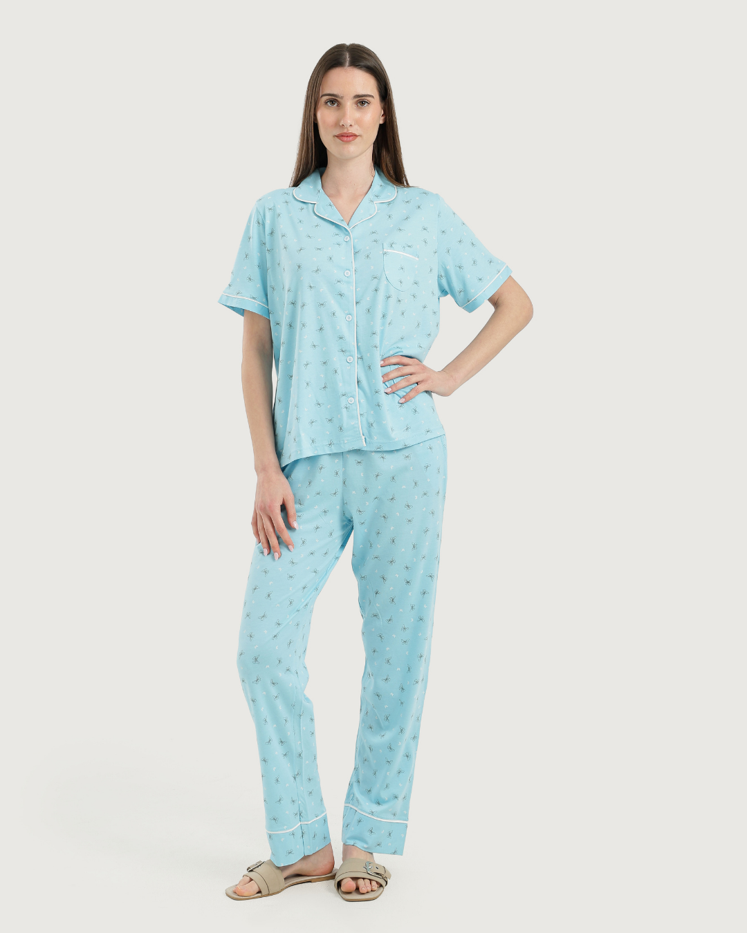 Women's half-sleeved pajama with pants