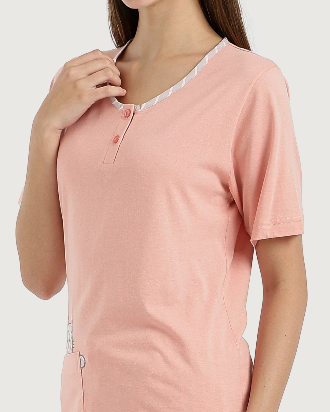 Women's half-sleeved pajamas with embroidery and fabric trousers