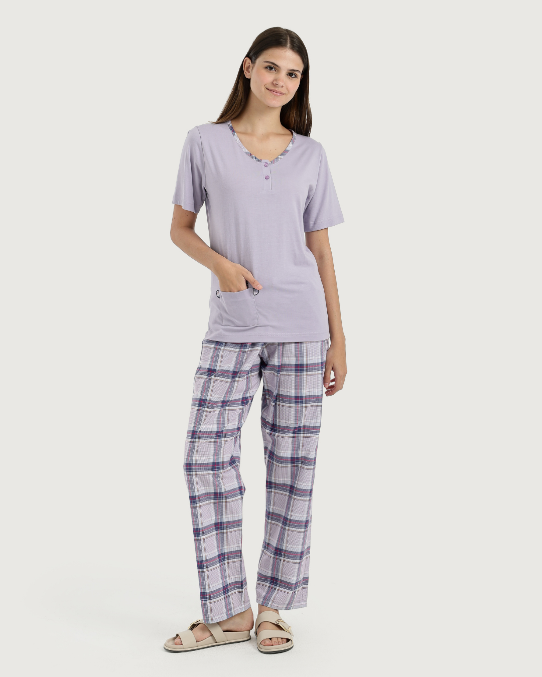 Women's half-sleeved pajamas with embroidery and fabric trousers