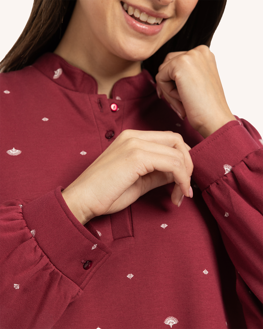 Une Chemise Pour Femmes Imprimée Avec Vous Et Les Minists