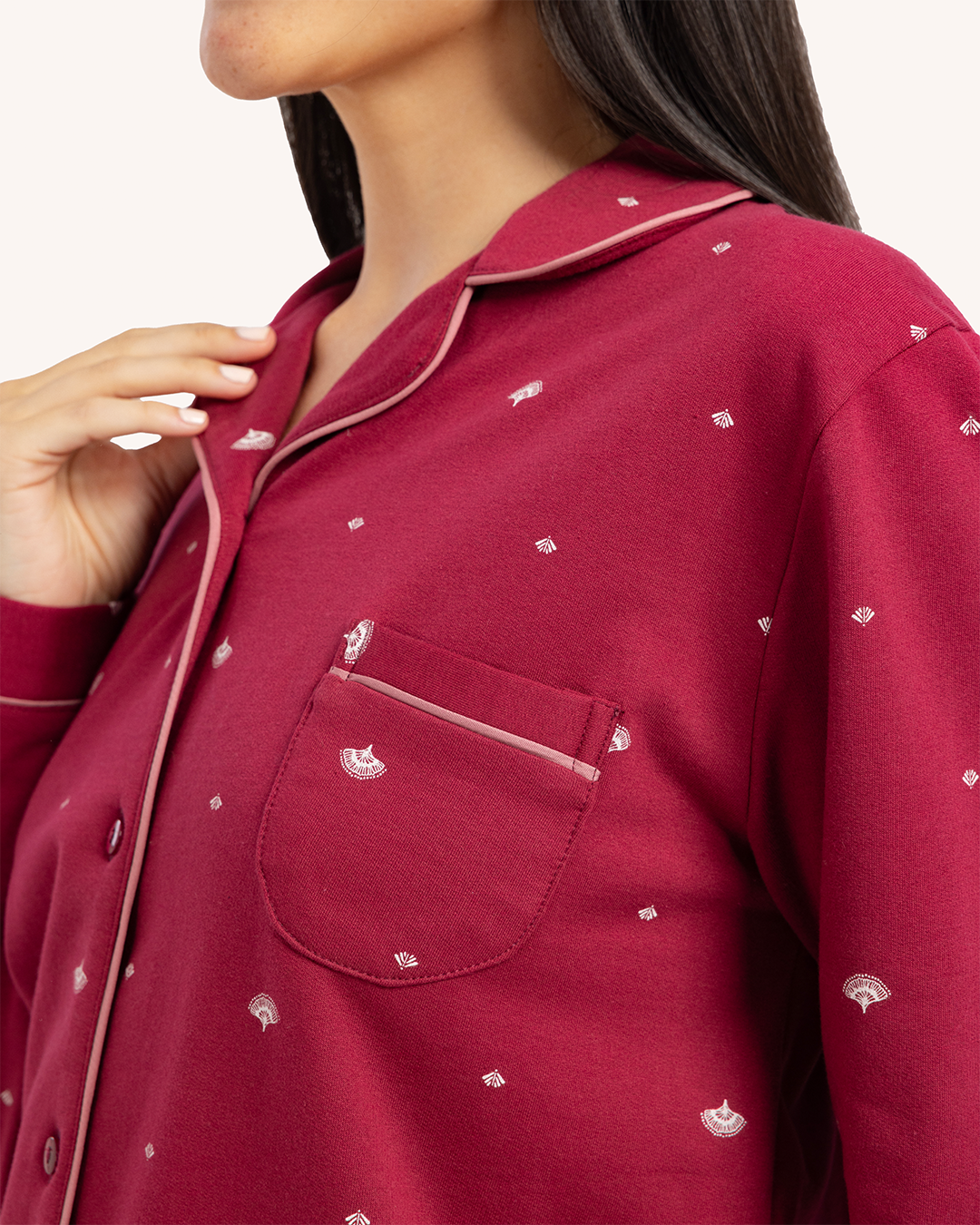 بيجاما حريمى مطبوعة بكم طويل جاكيت بزراير مع بنطلون