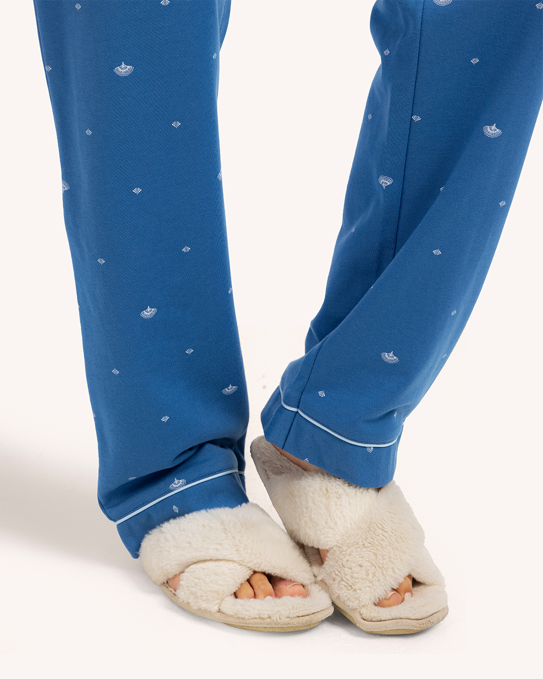 بيجاما حريمى مطبوعة بكم طويل جاكيت بزراير مع بنطلون