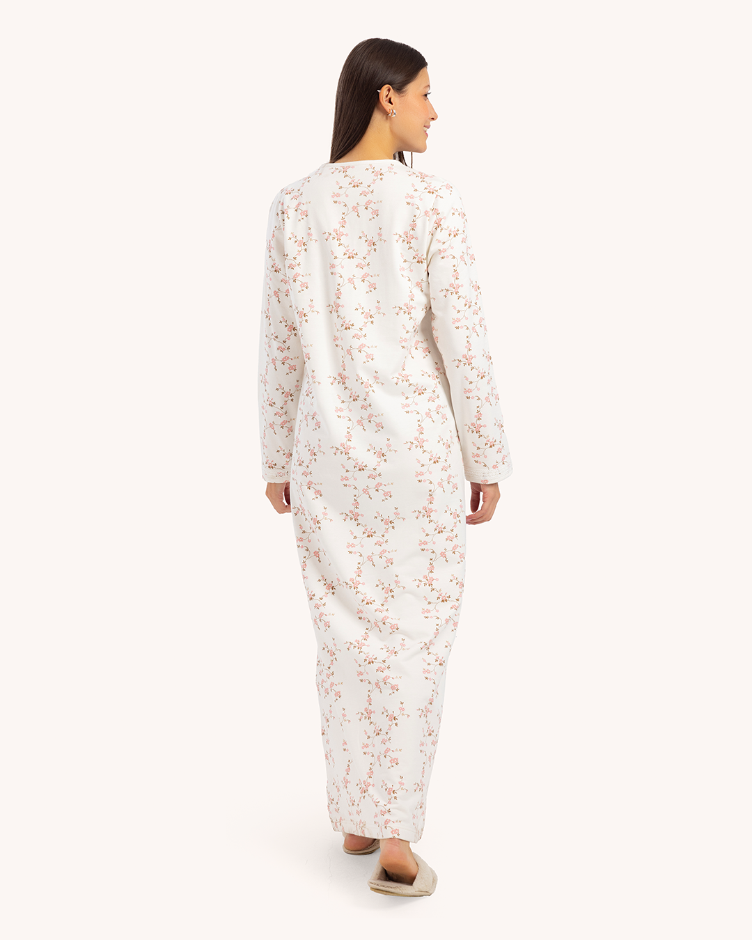 قميص نوم حريمي مطبوع بكم طويل برقبة V ومرد بزراير و دانتيل