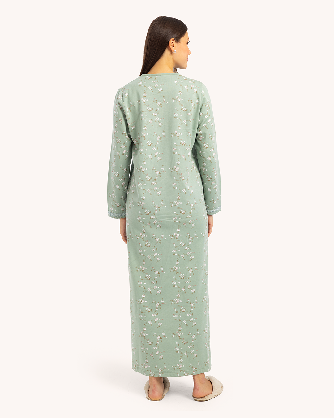 قميص نوم حريمي مطبوع بكم طويل برقبة V ومرد بزراير و دانتيل