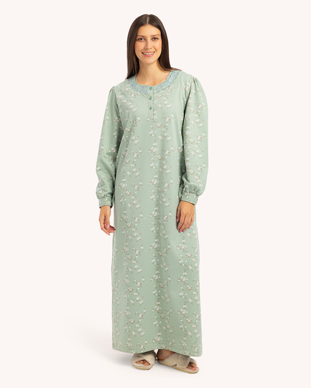 قميص نوم حريمى مطبوع بكم طويل راوند بدانتيل و مرد بزراير