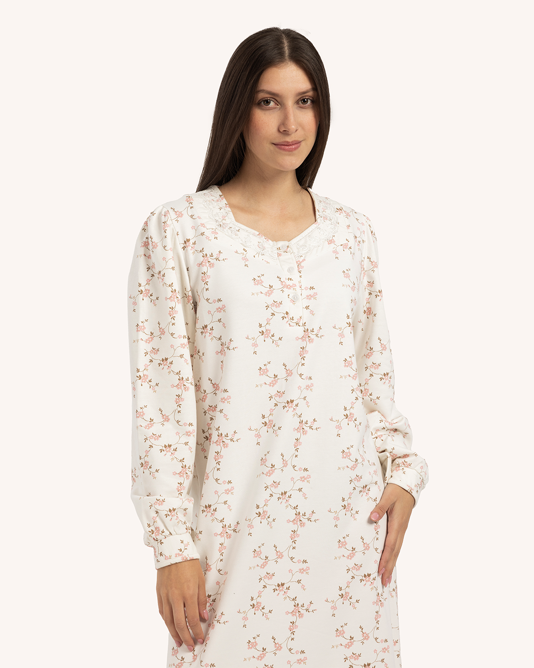 قميص نوم حريمى مطبوع بكم طويل راوند بدانتيل و مرد بزراير