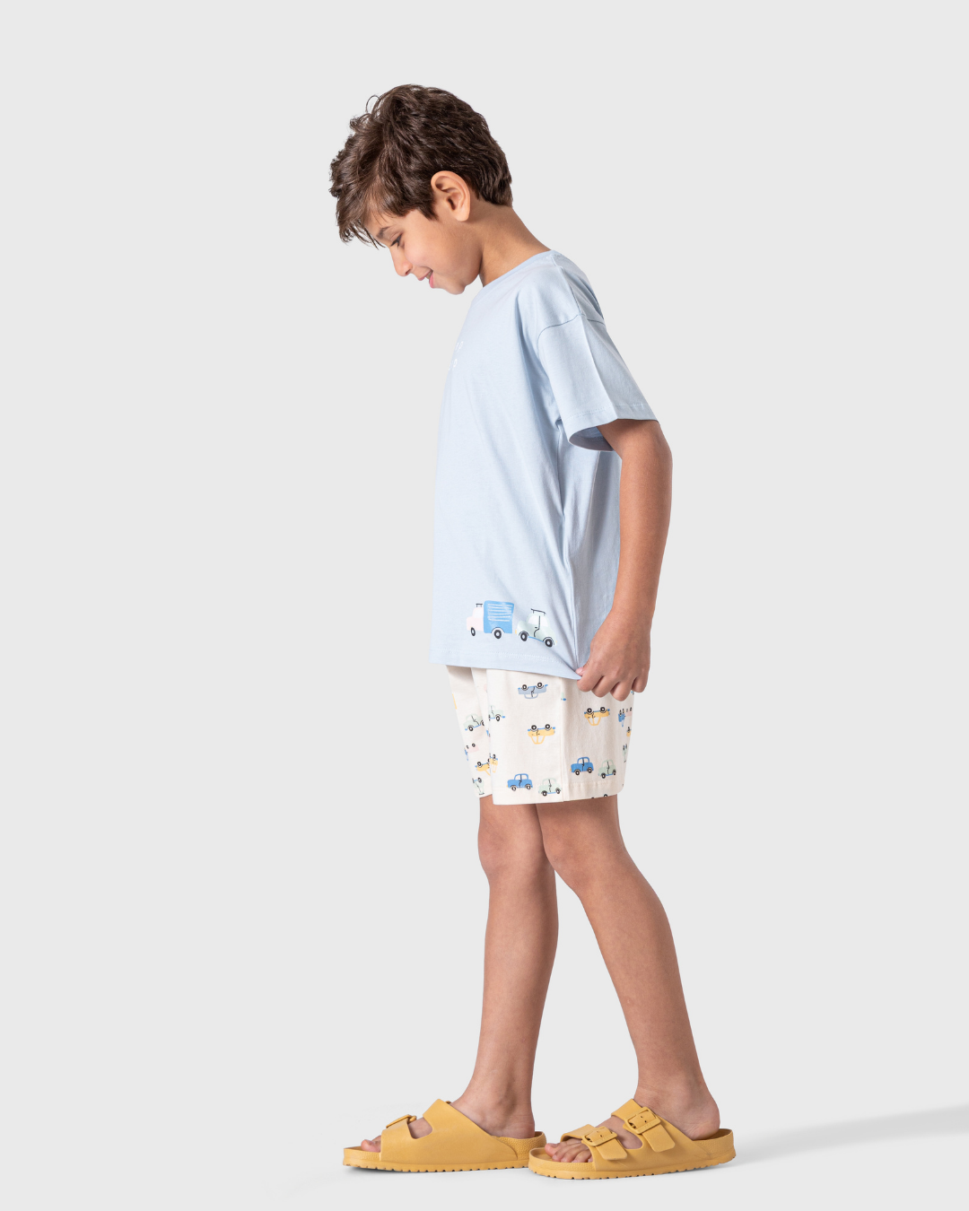 بيجاما أولاد بدرجات الأزرق لعشاق السيارات