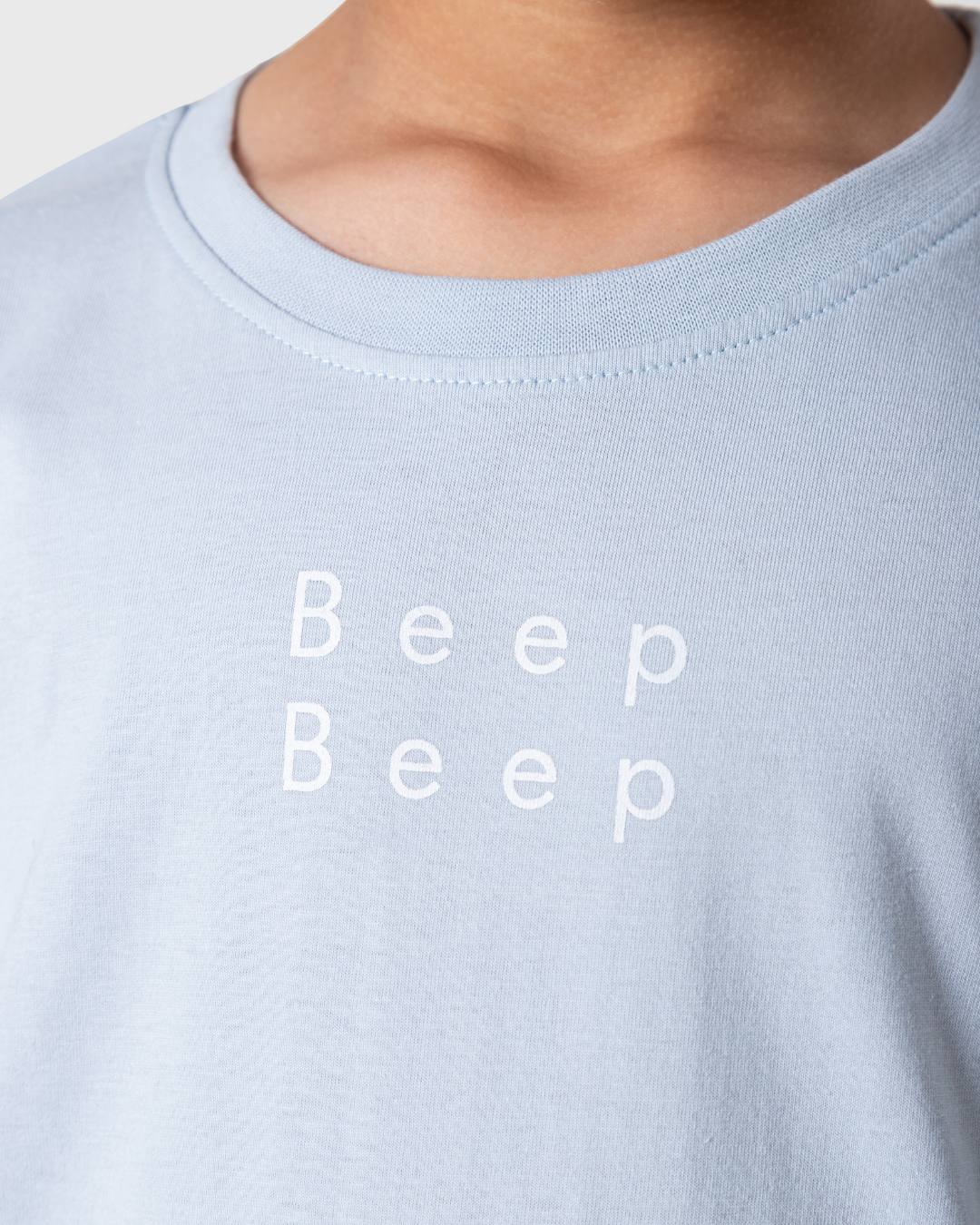 بيجاما أولاد بدرجات الأزرق لعشاق السيارات