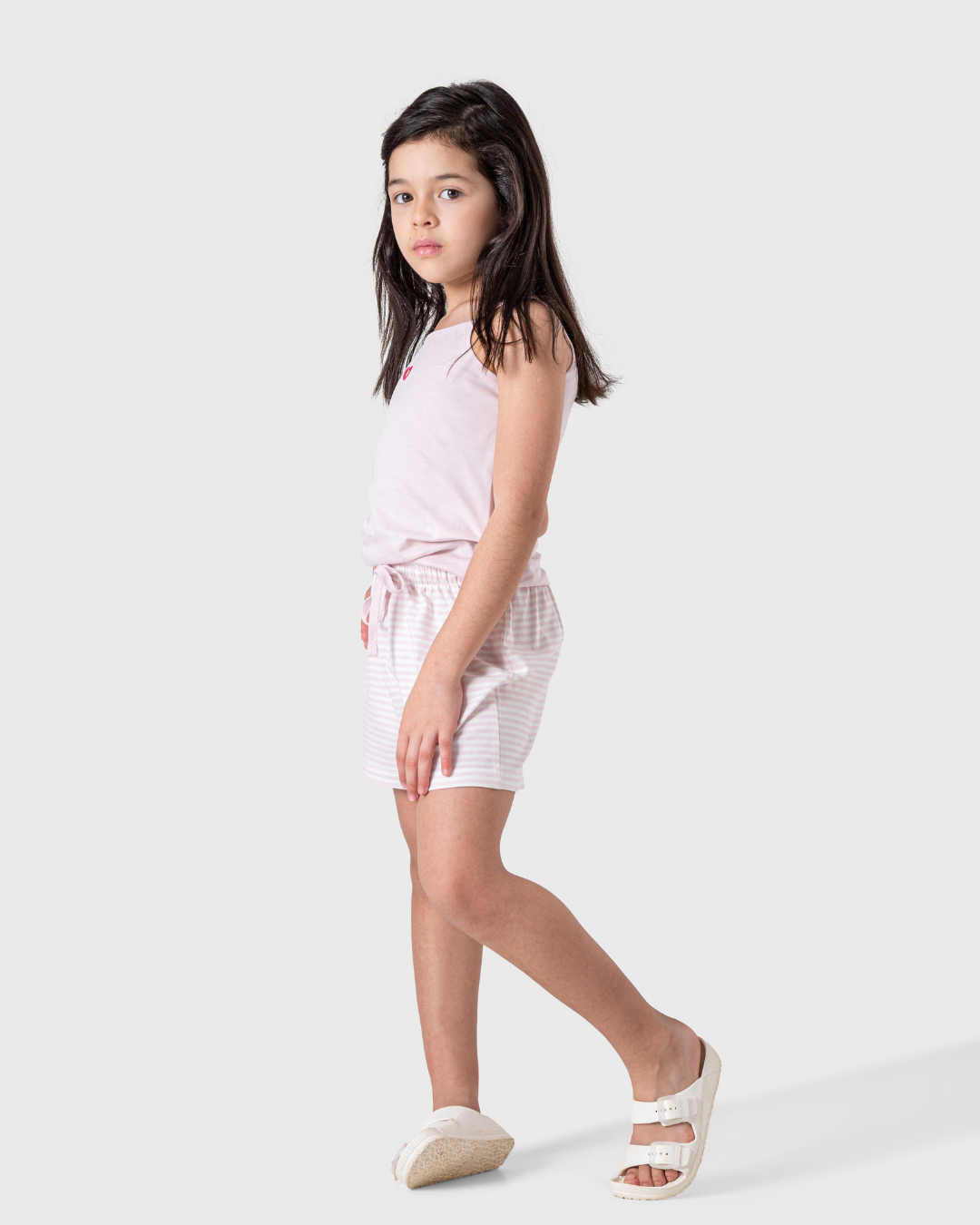 بيجاما بنات مخططة بألوان باستيل ناعمة