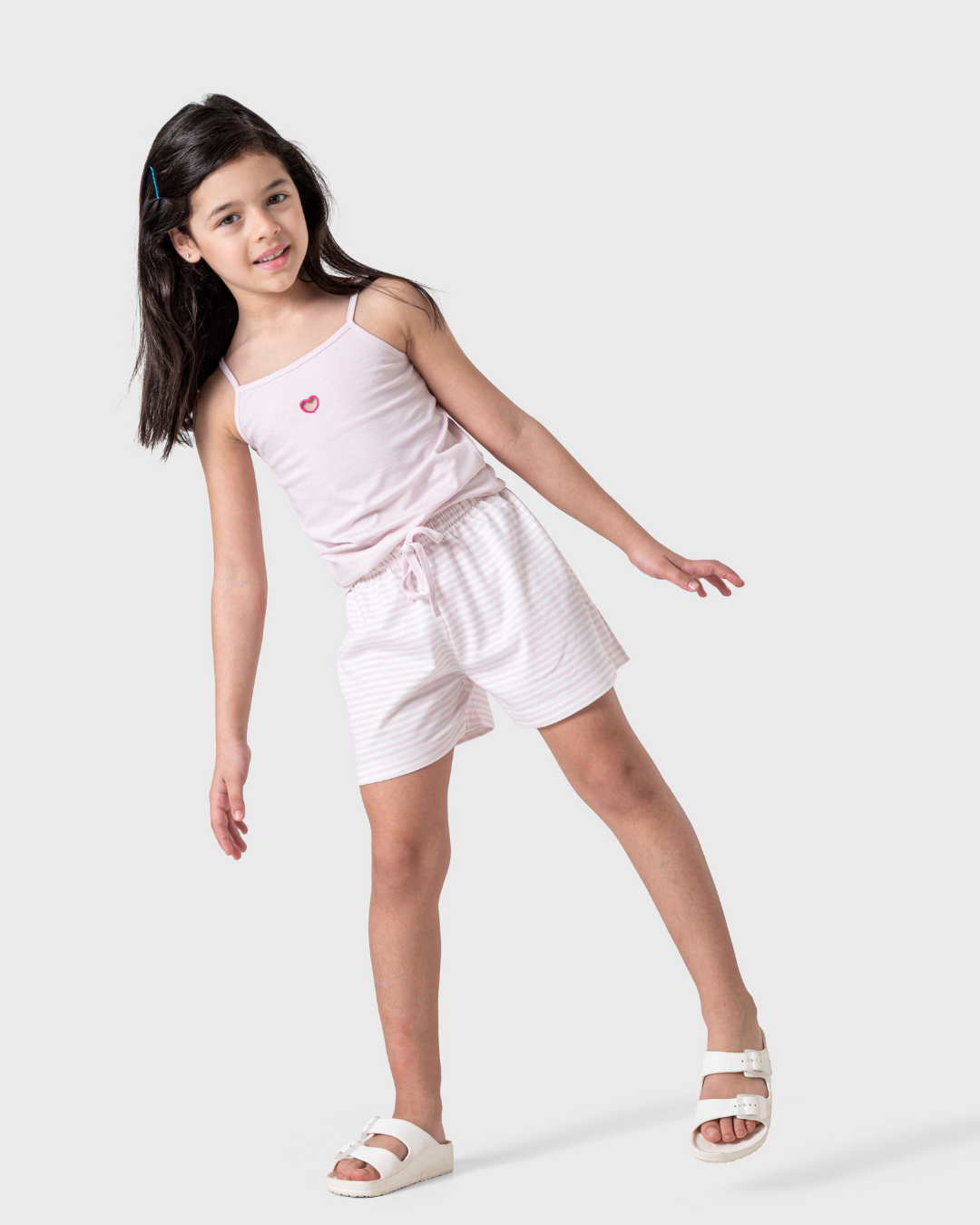 بيجاما بنات مخططة بألوان باستيل ناعمة