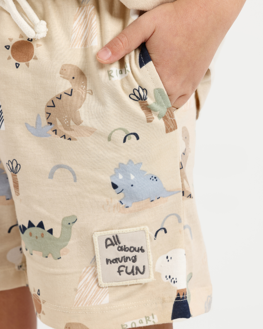 Roar boys pajama shorts in beige dino