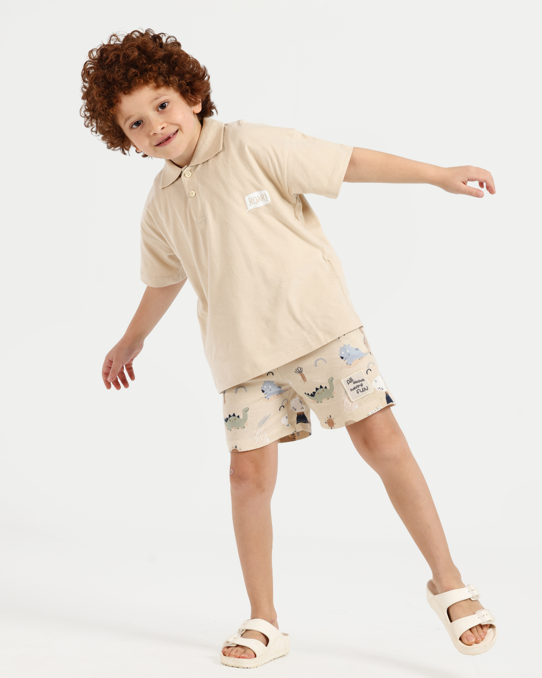 Roar boys pajama shorts in beige dino