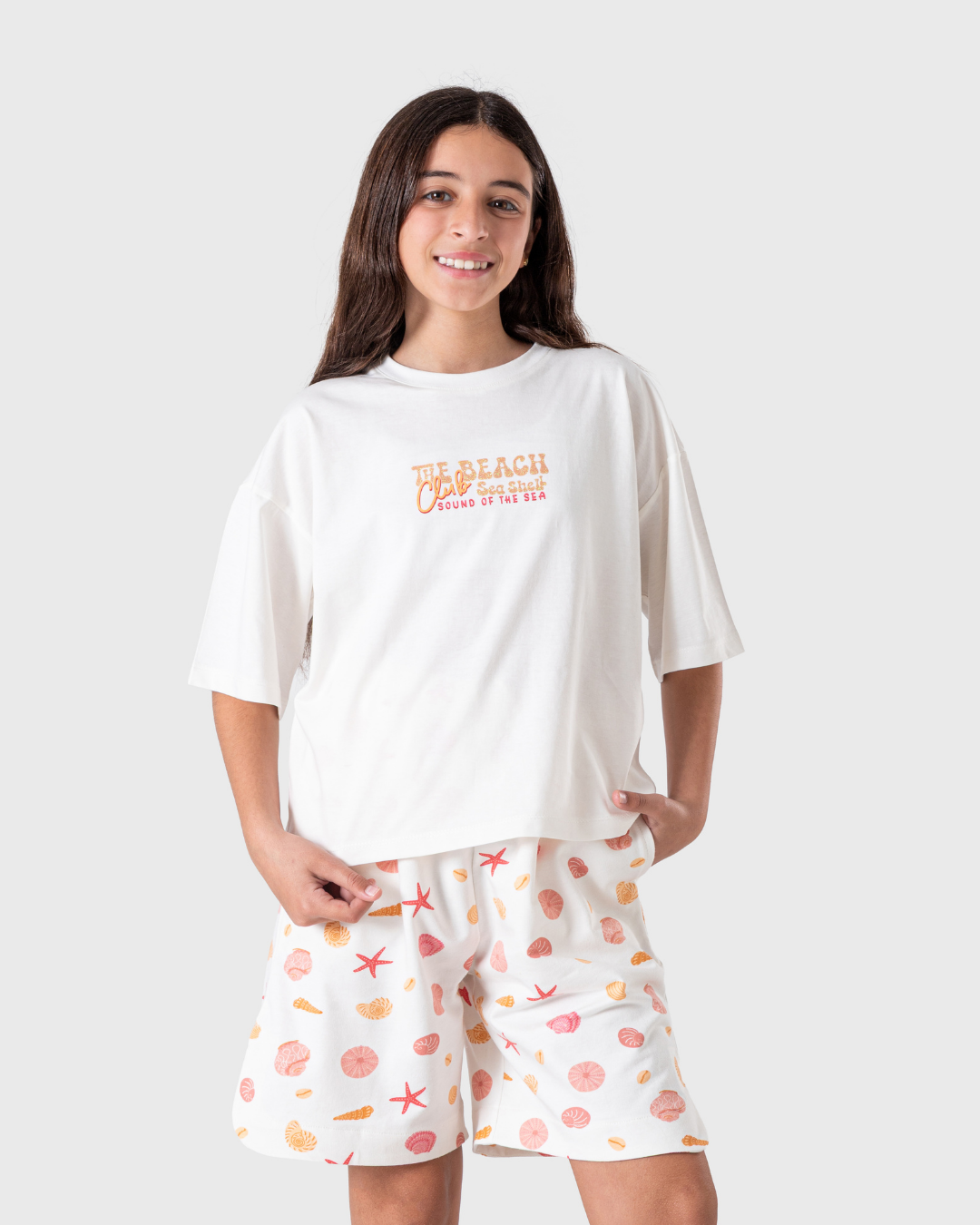 بيجامة بنت نادي الشاطئ