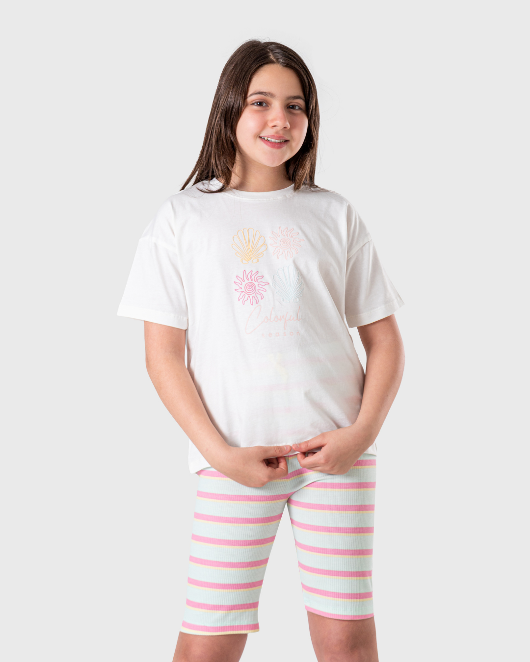Girls' pajamas in bright colours