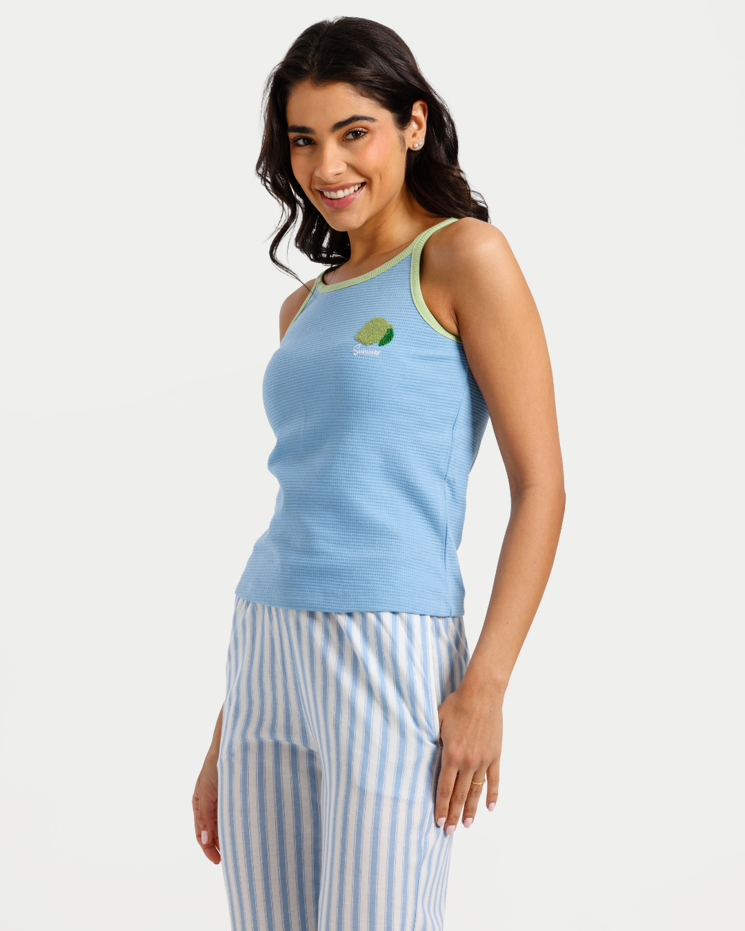 بيجاما الأم الأنيقة بالأزرق الزاهي