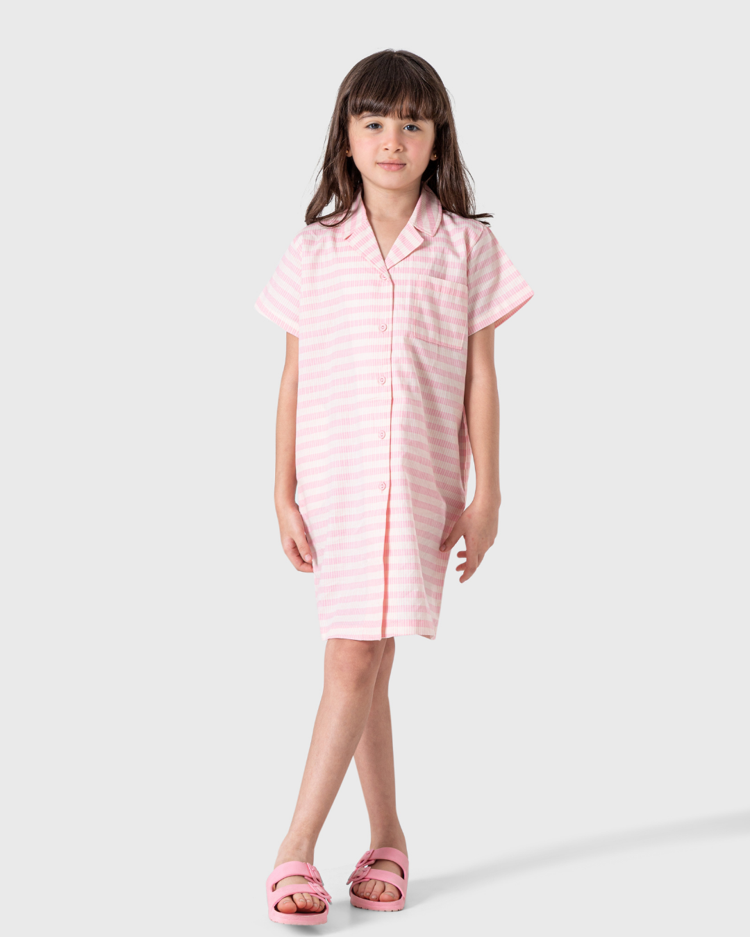 Classic striped girls' nightgown in shades of pink