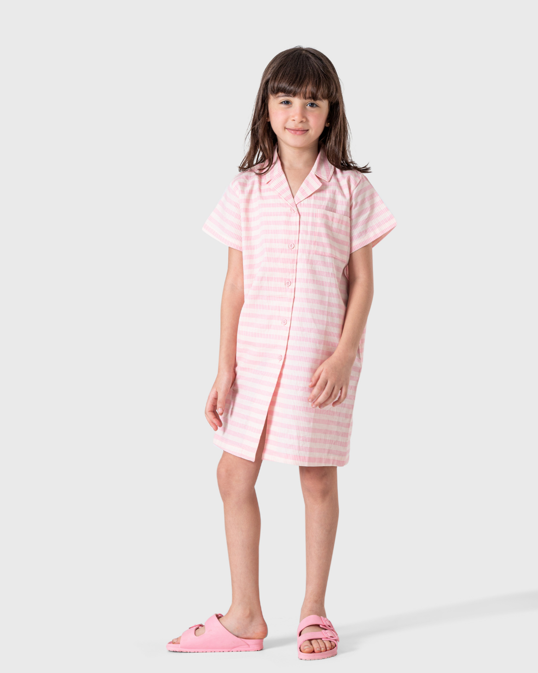 Classic striped girls' nightgown in shades of pink