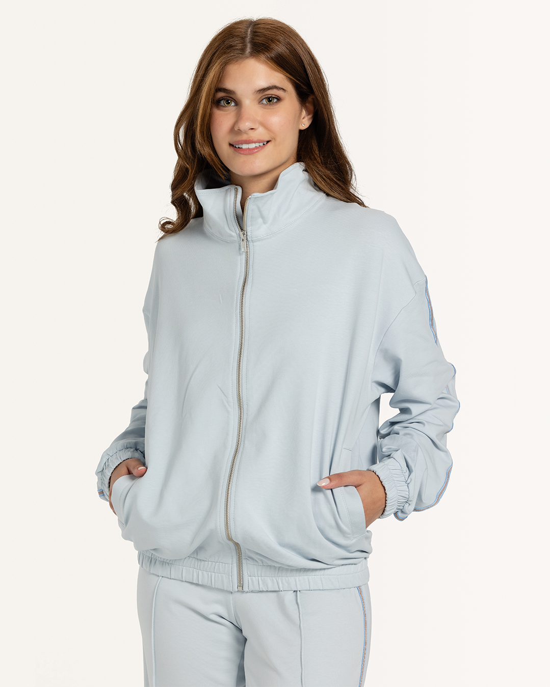 Women tracksuit high neck