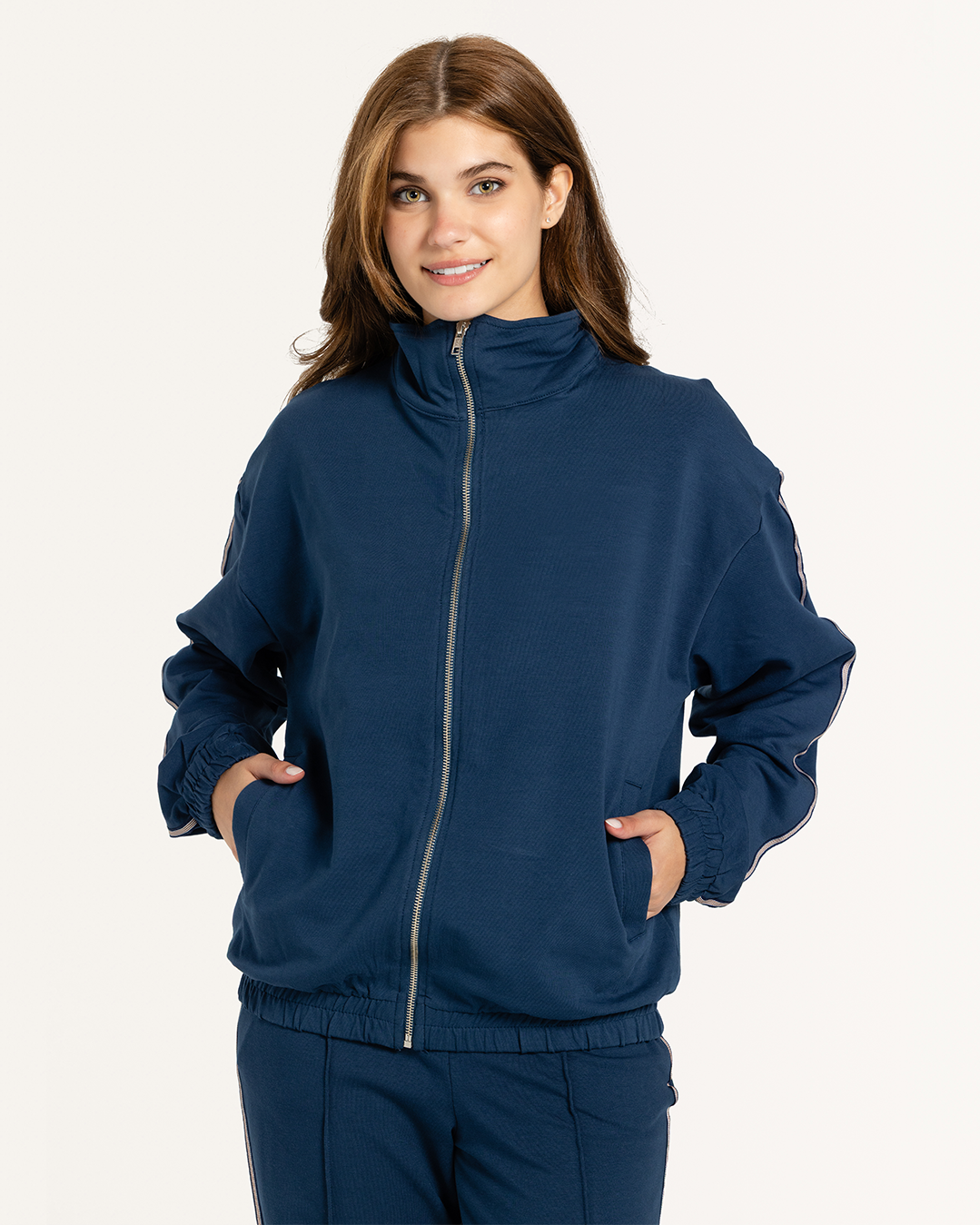 Women tracksuit high neck