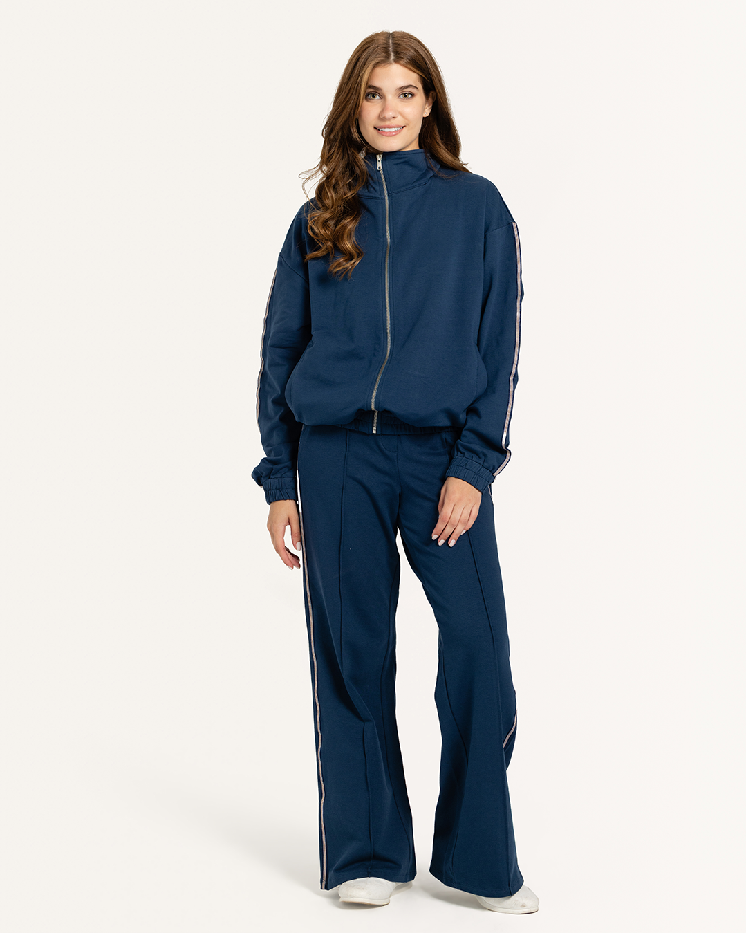 Women tracksuit high neck