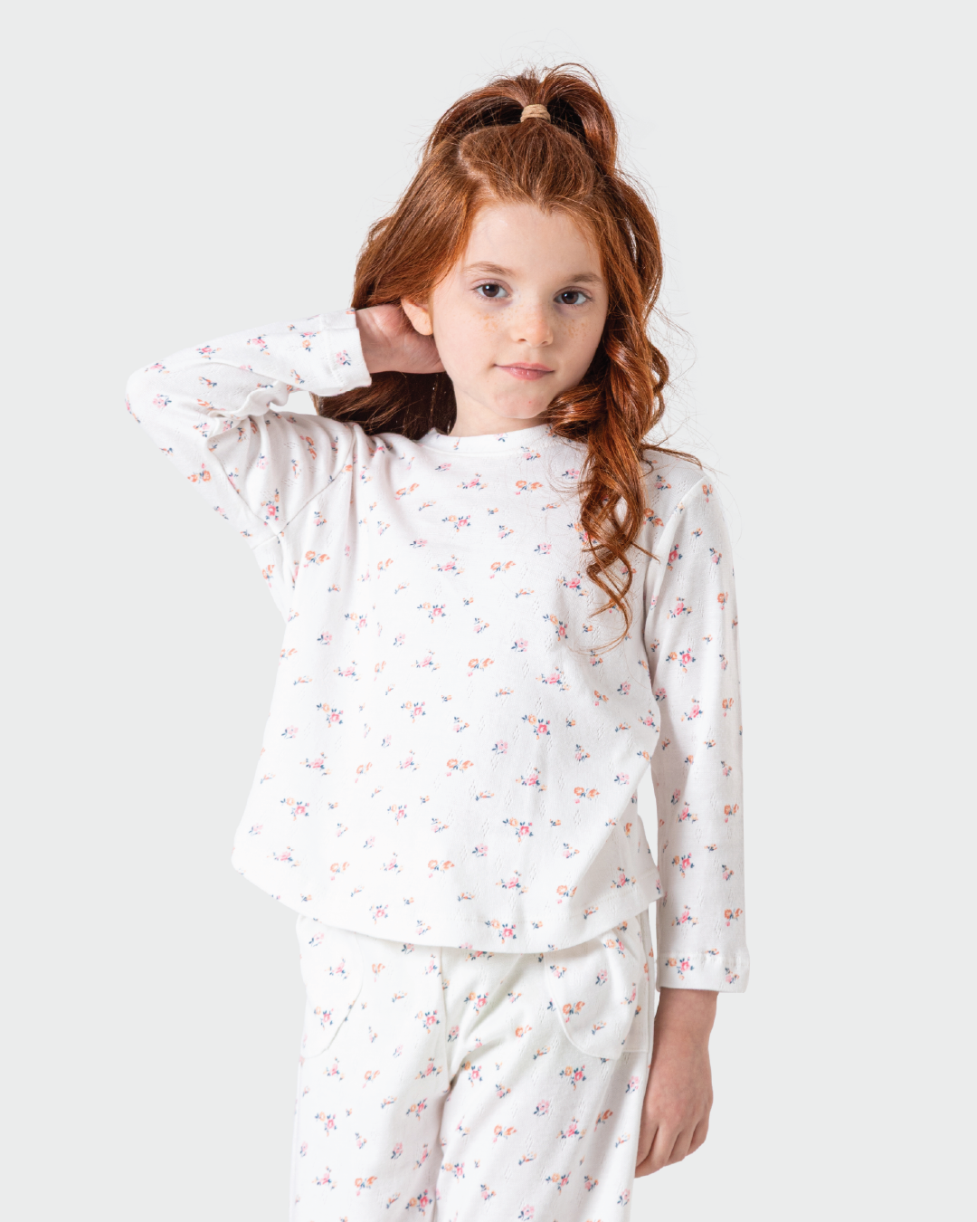 بيجاما بناتي بطبعة زهور وألوان صيفية