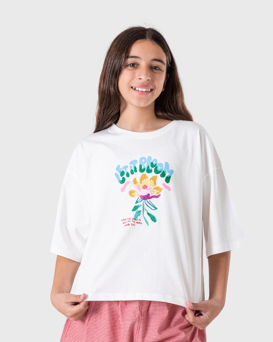 بيجاما بناتى مريحة وعصرية بنقشة كاروه وتفاصيل لامعة