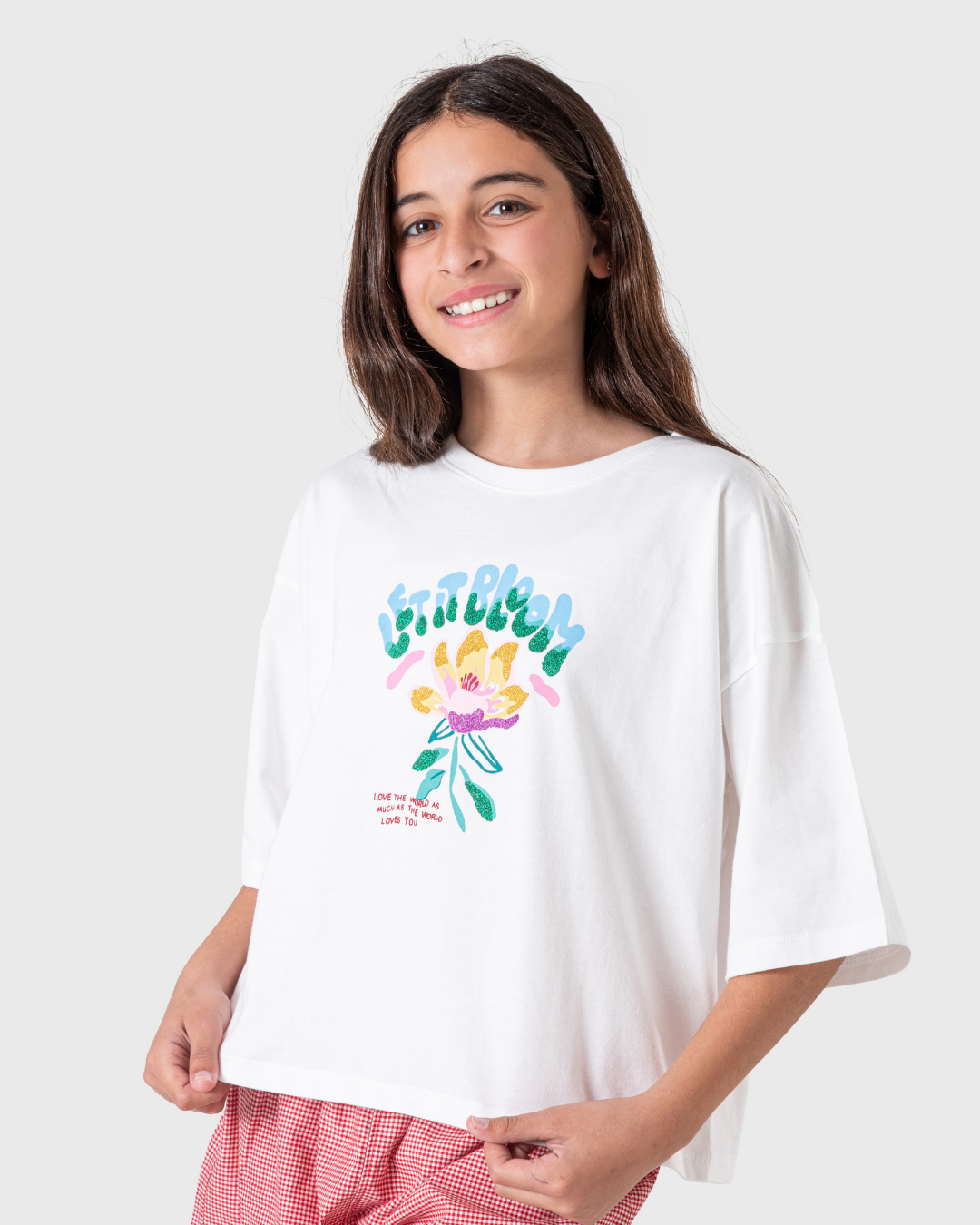 بيجاما بناتى مريحة وعصرية بنقشة كاروه وتفاصيل لامعة