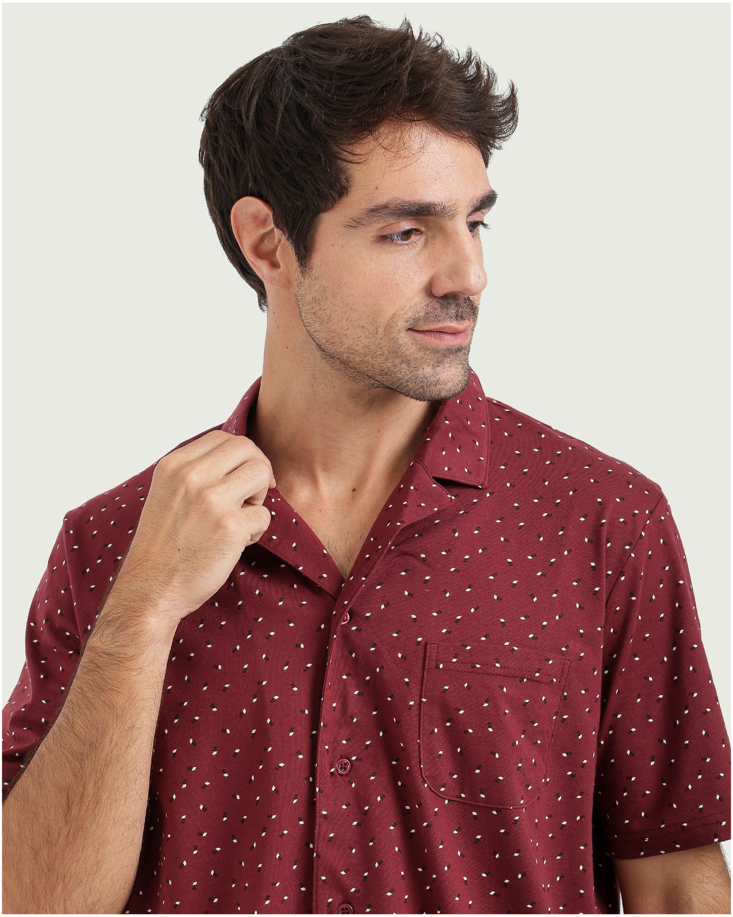 بيجاما رجالي كلاسيكية بألوان دافئة