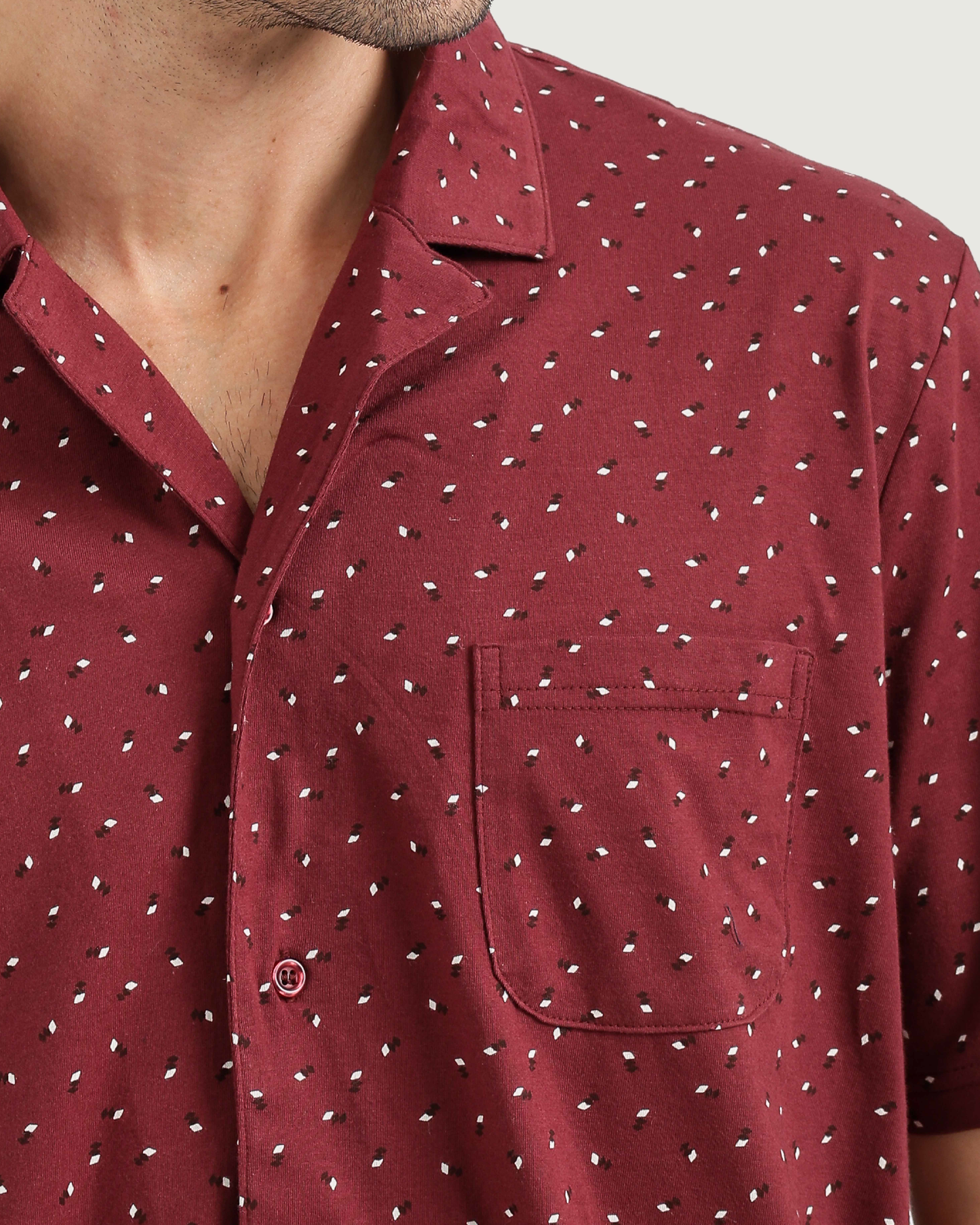 بيجاما رجالي كلاسيكية بألوان دافئة