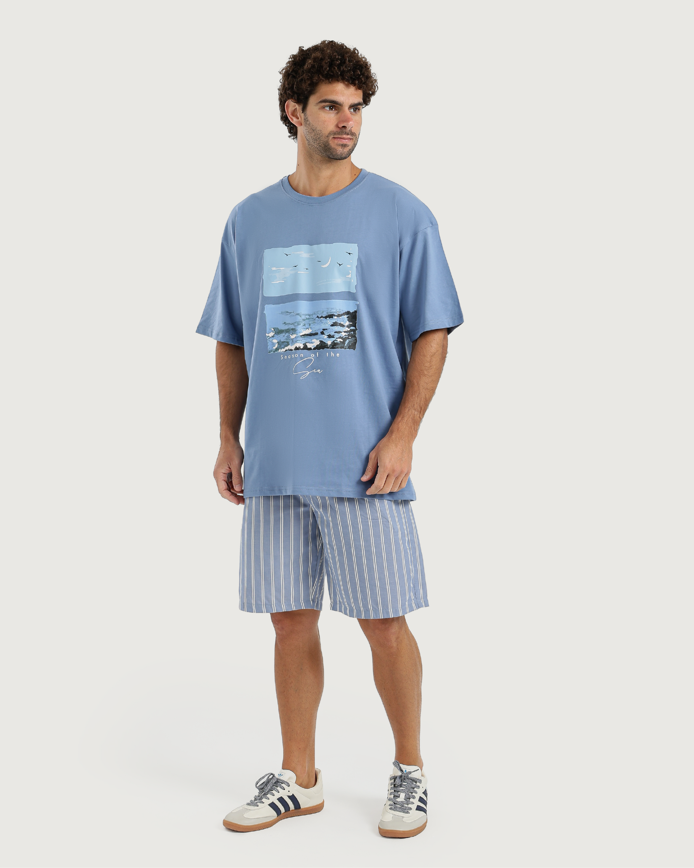 بيجاما بألوان فاتحة لنوم هادئ ومريح