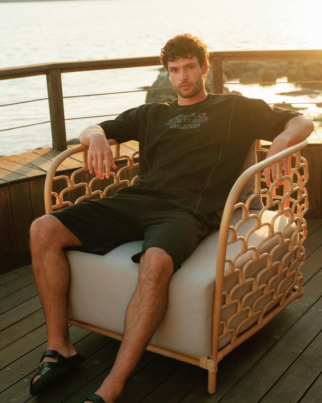 بيجاما رجالي بخياطة بارزة ولمسة عصرية مميزة