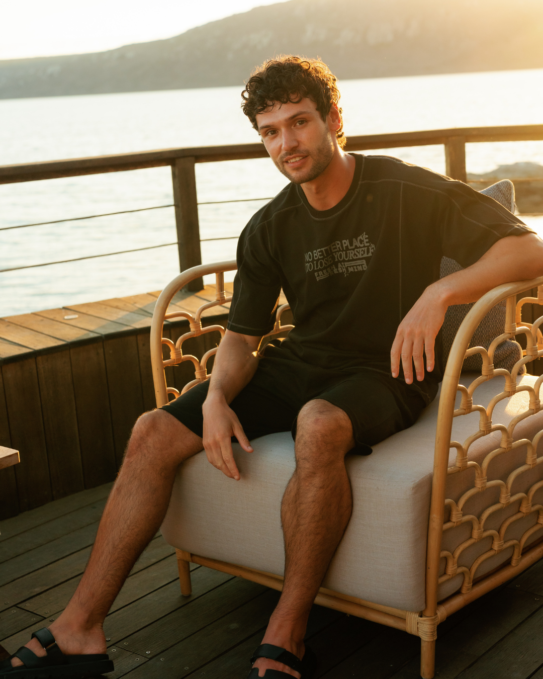 بيجاما رجالي بخياطة بارزة ولمسة عصرية مميزة