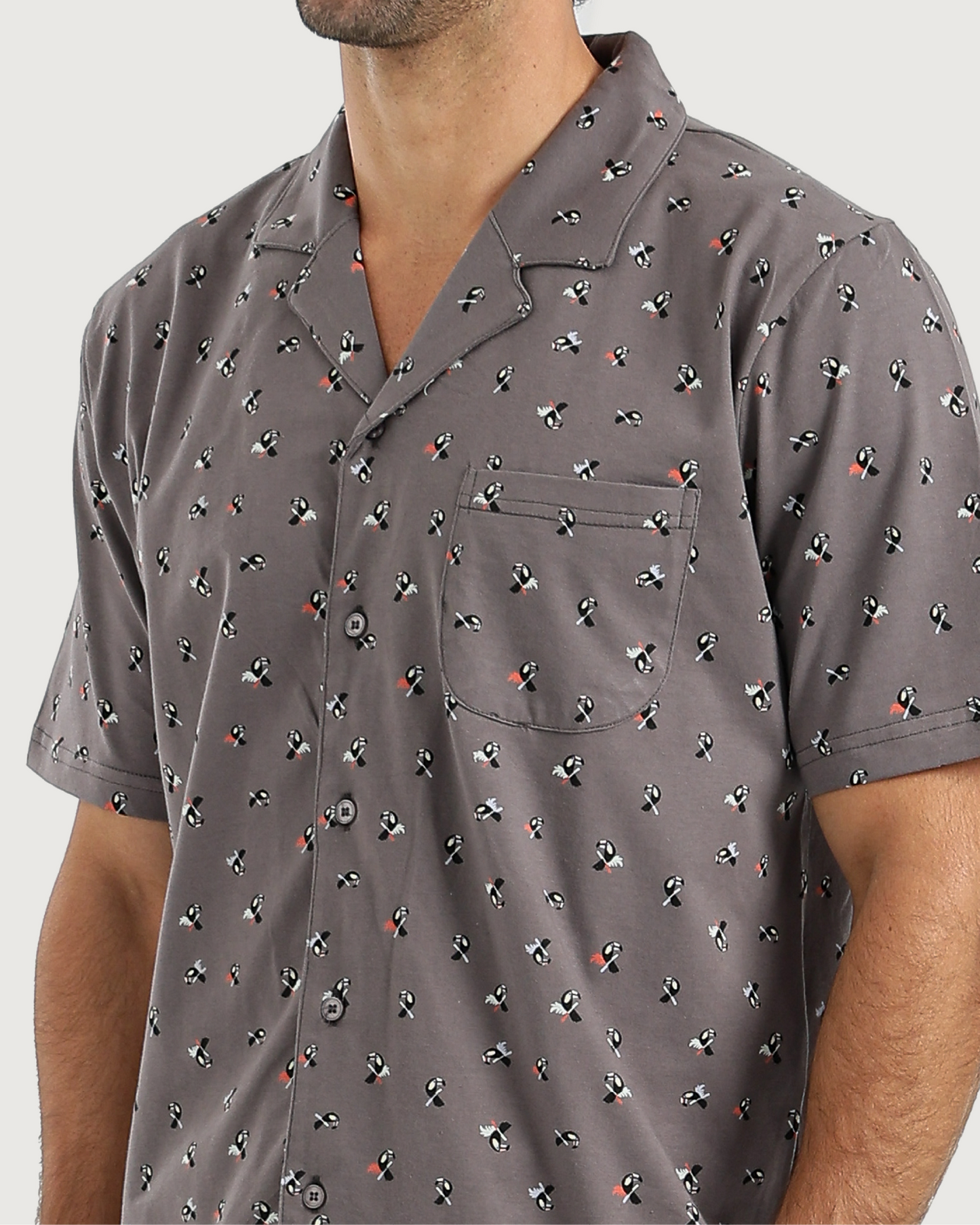 بيجاما رجالي بزراير طائر الطوقان