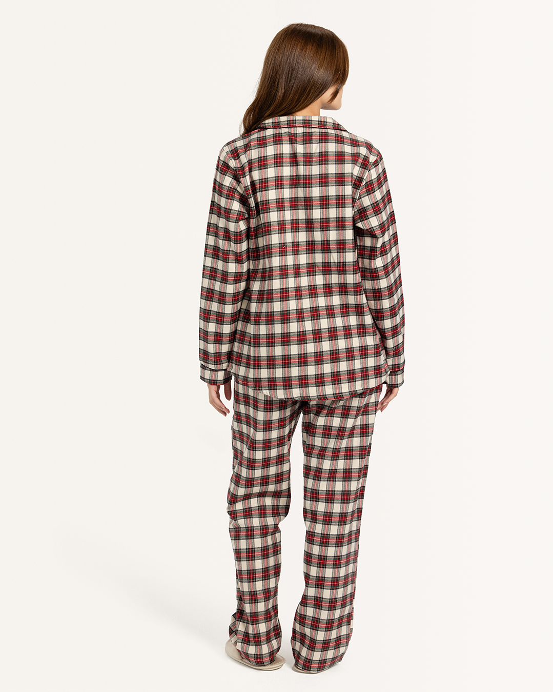 بيجاما كلاسيك بزراير حريمي