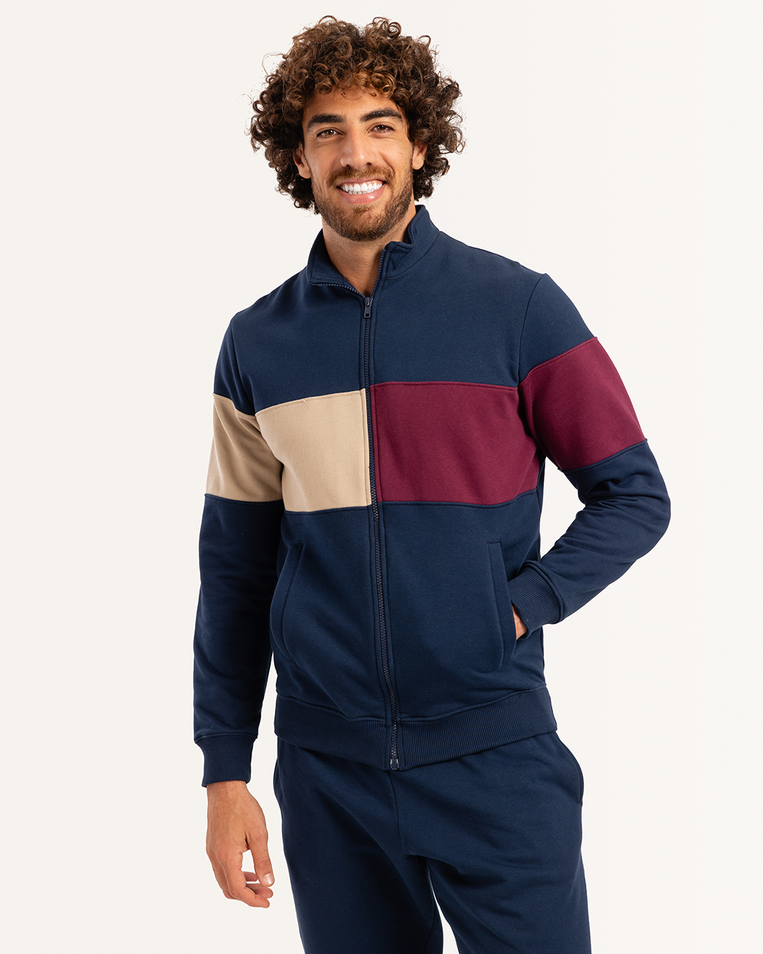 تريننج رجالى ميلتون بقصة على الصدر  سوستة طويلة بنطلون سادة بكوت