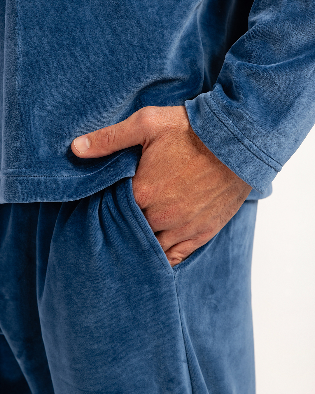 بيجاما رجالى قطيفة سادة