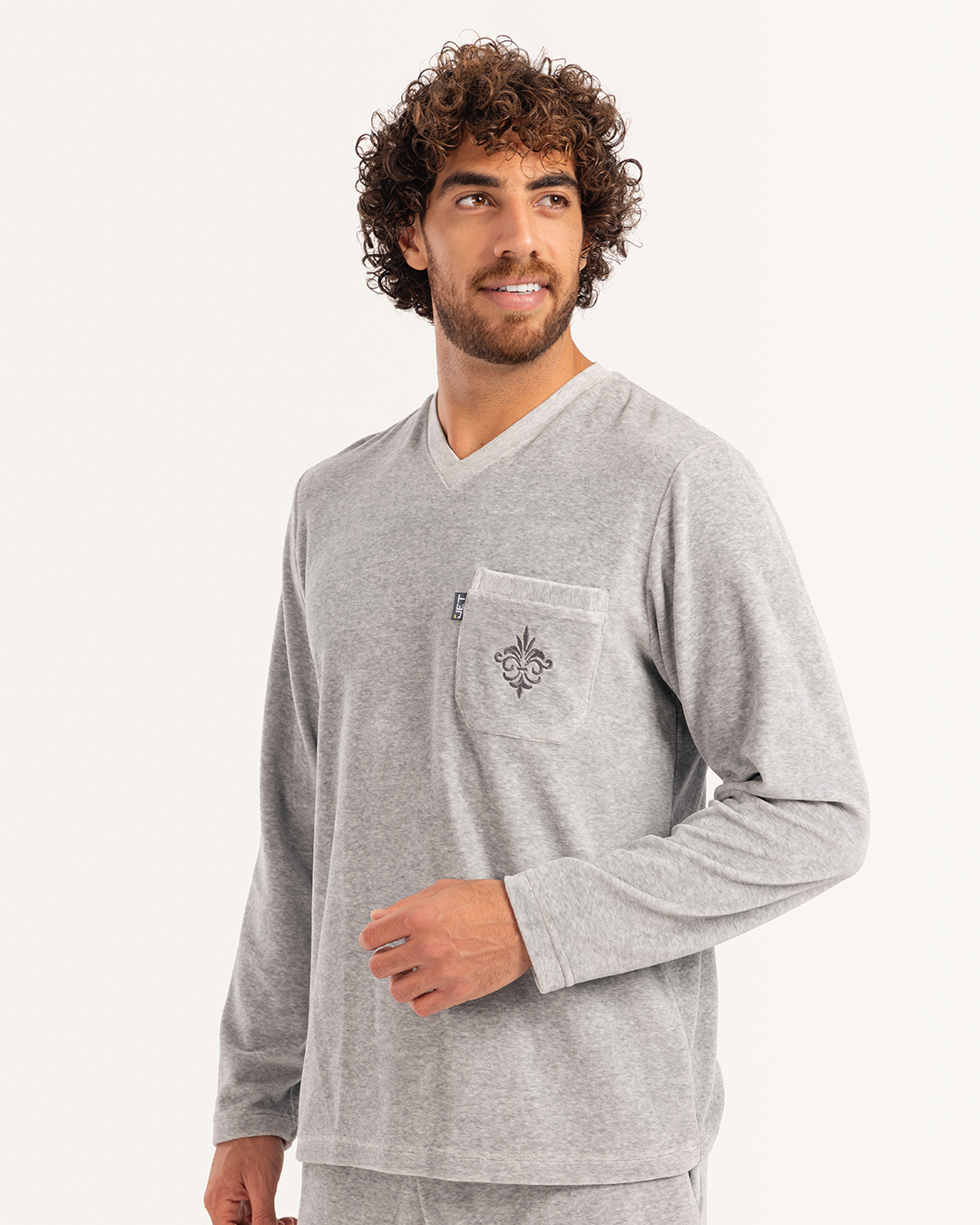 بيجاما رجالى قطيفة ساده رقبة V جيب على الصدر